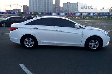 Седан Hyundai Sonata 2014 в Києві