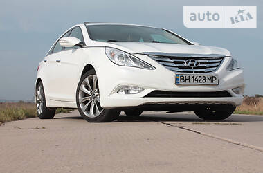 Седан Hyundai Sonata 2010 в Одессе