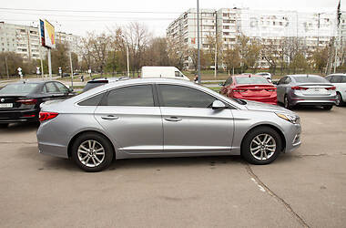 Седан Hyundai Sonata 2015 в Запоріжжі