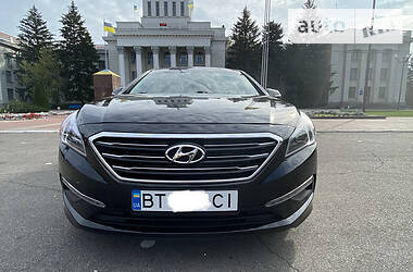 Седан Hyundai Sonata 2014 в Новой Каховке