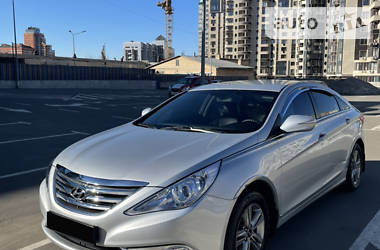 Седан Hyundai Sonata 2012 в Киеве