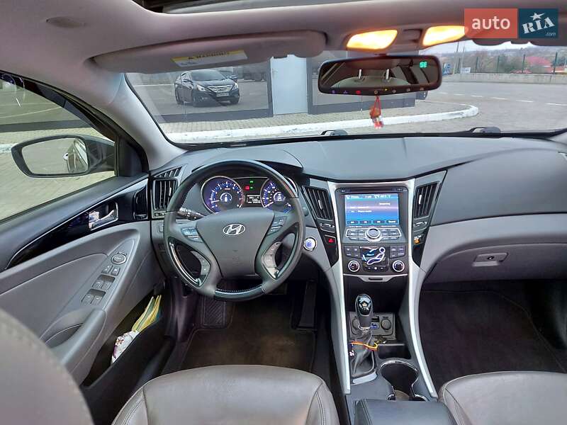 Седан Hyundai Sonata 2013 в Запорожье
