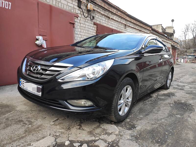 Седан Hyundai Sonata 2011 в Дніпрі