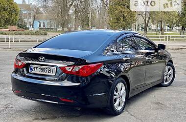 Седан Hyundai Sonata 2010 в Херсоне