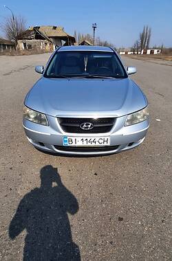 Седан Hyundai Sonata 2005 в Гребенке