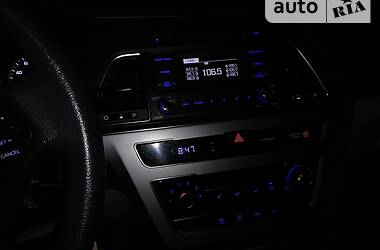 Седан Hyundai Sonata 2017 в Мариуполе