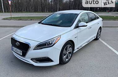 Седан Hyundai Sonata 2016 в Киеве