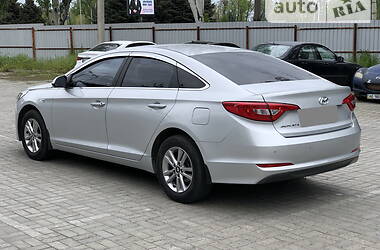 Седан Hyundai Sonata 2016 в Дніпрі
