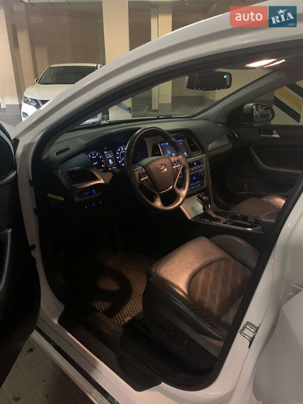 Седан Hyundai Sonata 2014 в Одессе