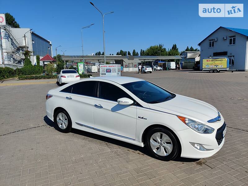 Седан Hyundai Sonata 2013 в Киеве