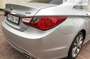 Седан Hyundai Sonata 2013 в Мелитополе