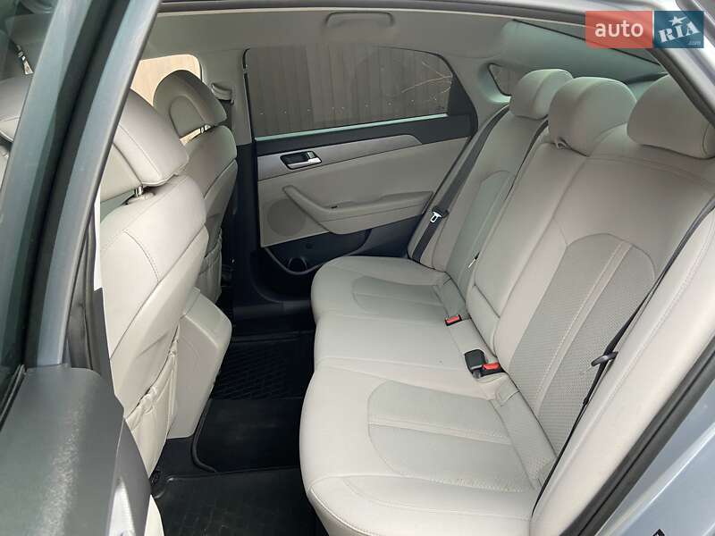 Седан Hyundai Sonata 2016 в Долине