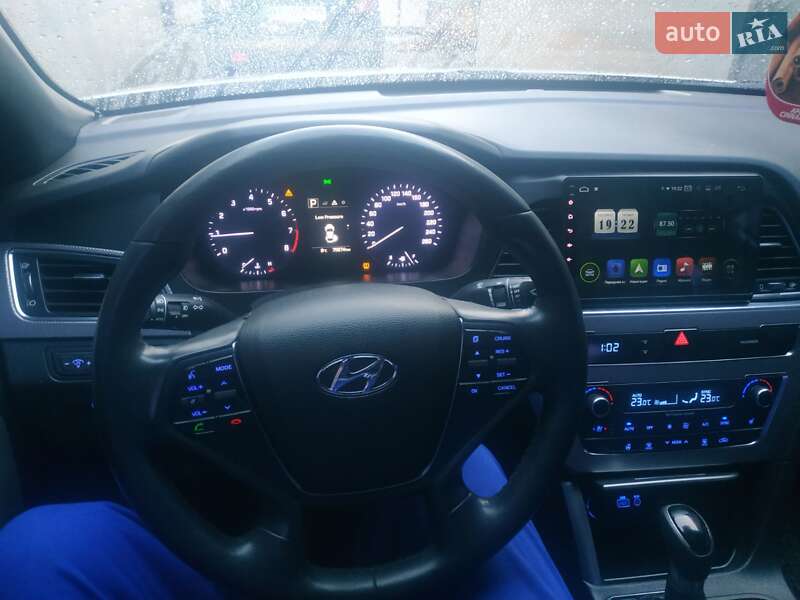 Седан Hyundai Sonata 2015 в Херсоні