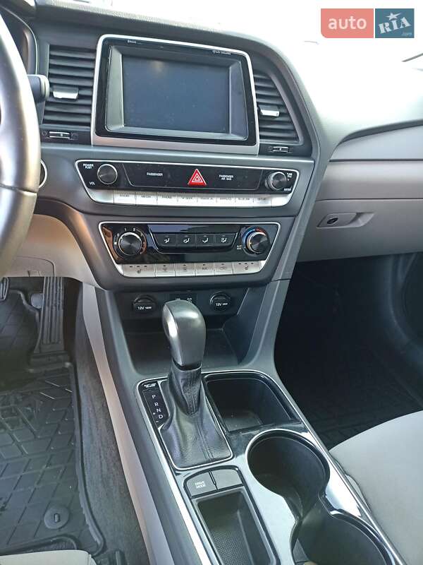 Седан Hyundai Sonata 2017 в Житомире