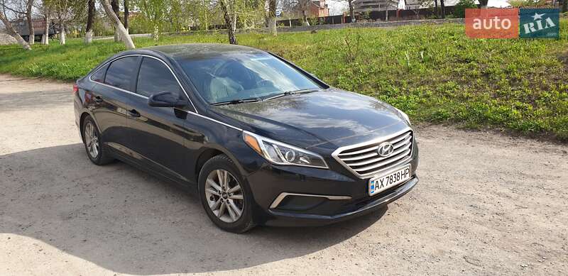 Седан Hyundai Sonata 2015 в 