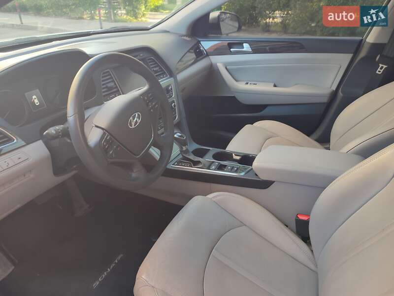 Седан Hyundai Sonata 2015 в Киеве фото 2 Седан Hyundai Sonata 2015 в Киеве