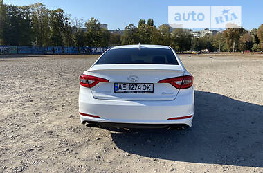 Седан Hyundai Sonata 2015 в Днепре