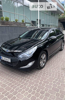 Седан Hyundai Sonata 2011 в Львове