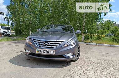 Седан Hyundai Sonata 2011 в Южноукраинске