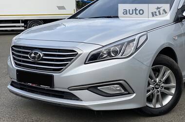 Седан Hyundai Sonata 2016 в Киеве