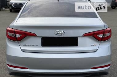 Седан Hyundai Sonata 2016 в Киеве