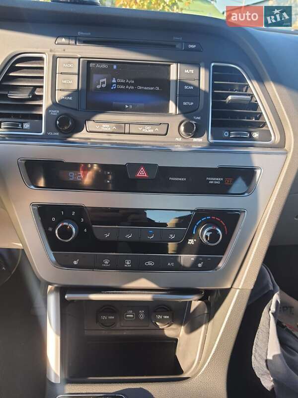 Седан Hyundai Sonata 2014 в Черновцах