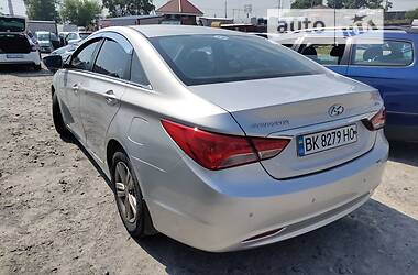 Седан Hyundai Sonata 2013 в Ровно