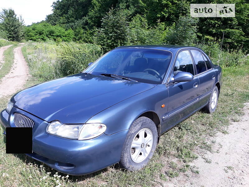 Седан Hyundai Sonata 1997 в Богуславе