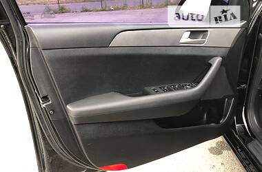Седан Hyundai Sonata 2015 в 