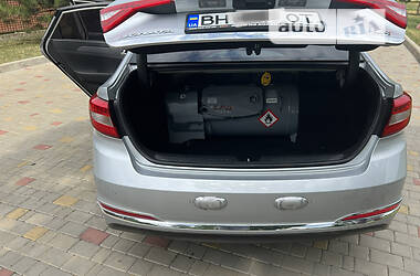 Седан Hyundai Sonata 2016 в Измаиле