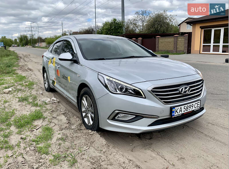 Седан Hyundai Sonata 2016 в Киеве