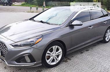 Седан Hyundai Sonata 2018 в Черновцах