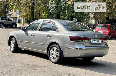 Седан Hyundai Sonata 2009 в Львові