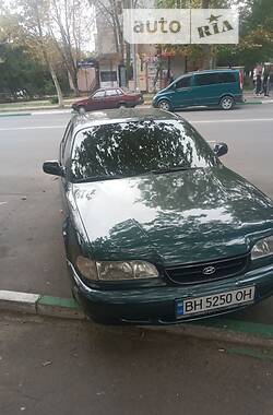 Седан Hyundai Sonata 1995 в Чорноморську