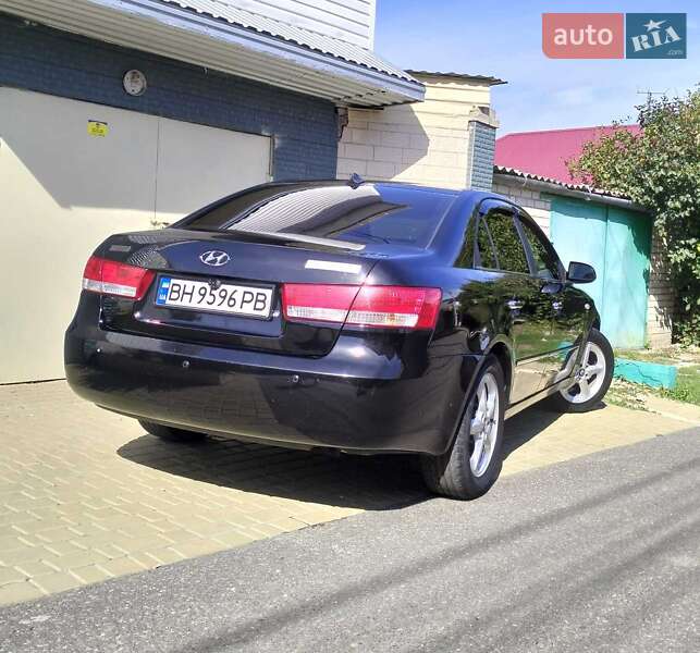 Седан Hyundai Sonata 2005 в Одессе