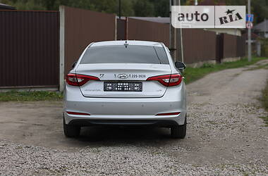 Седан Hyundai Sonata 2015 в 