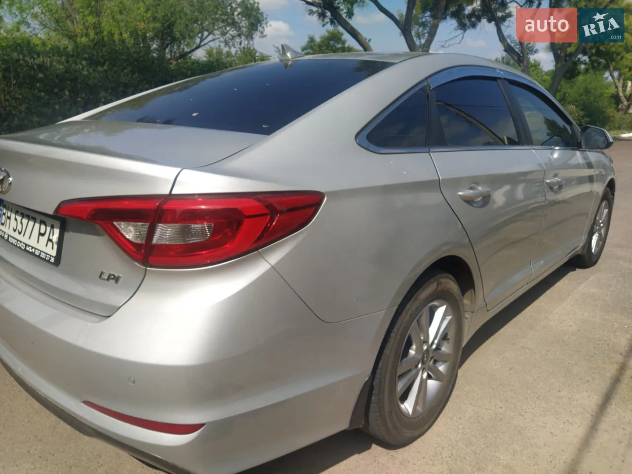 2015 Hyundai Sonata - мініатюра 32