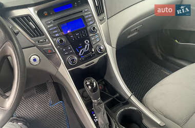 Седан Hyundai Sonata 2012 в 