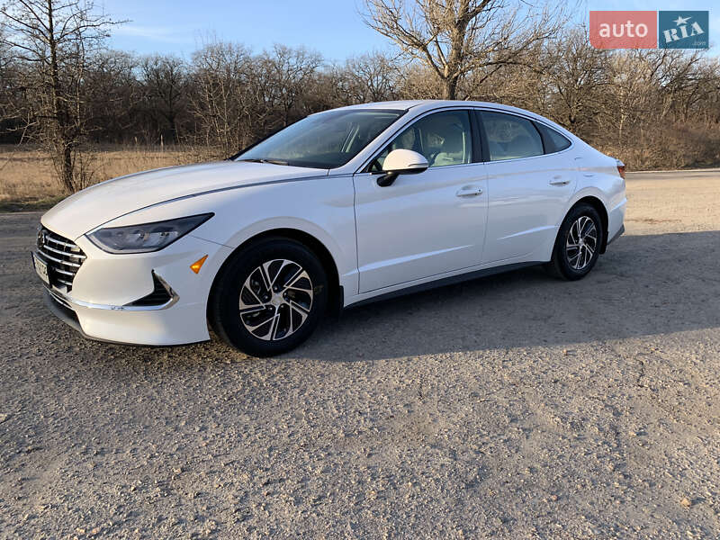 Седан Hyundai Sonata 2021 в 