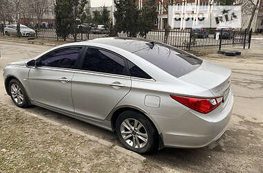 Седан Hyundai Sonata 2009 в Львове