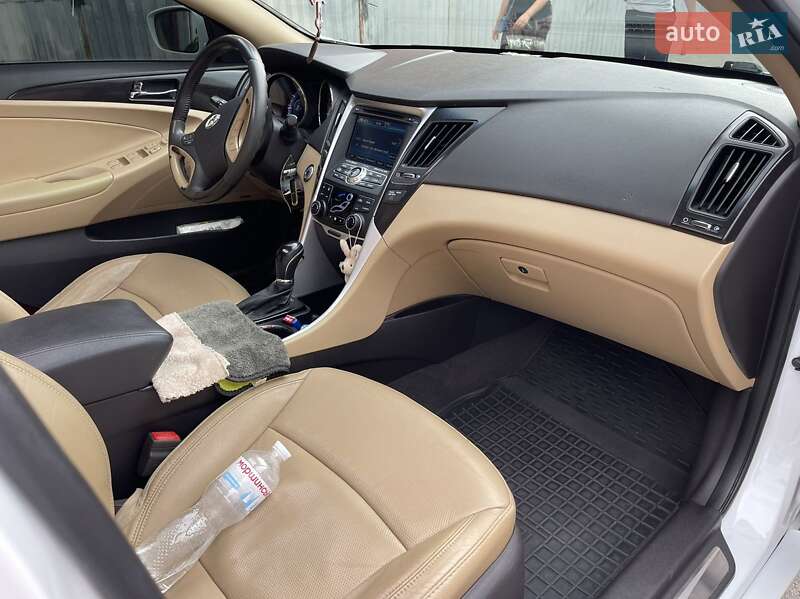 Седан Hyundai Sonata 2012 в Харкові