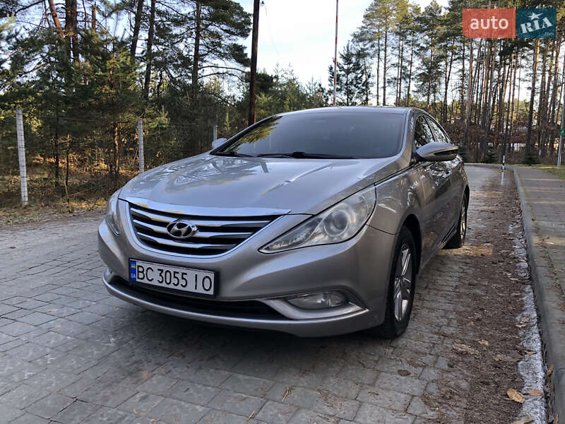 Hyundai Sonata 2013