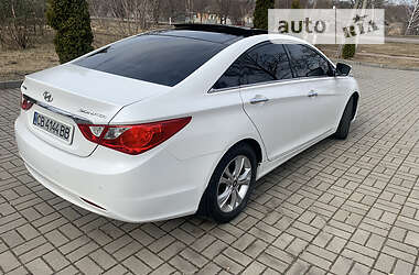 Седан Hyundai Sonata 2012 в Прилуках