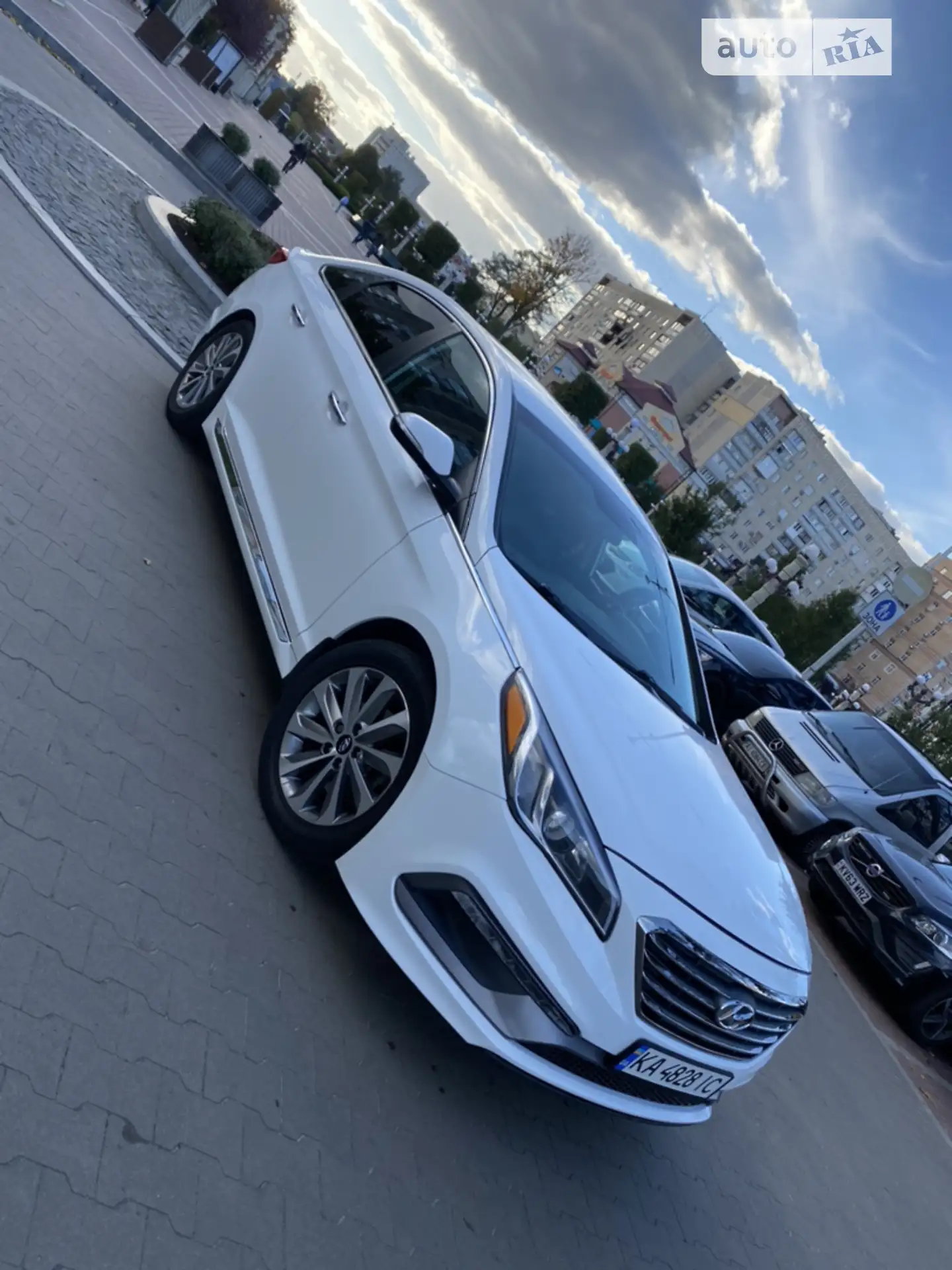 2015 Hyundai Sonata - мініатюра 18
