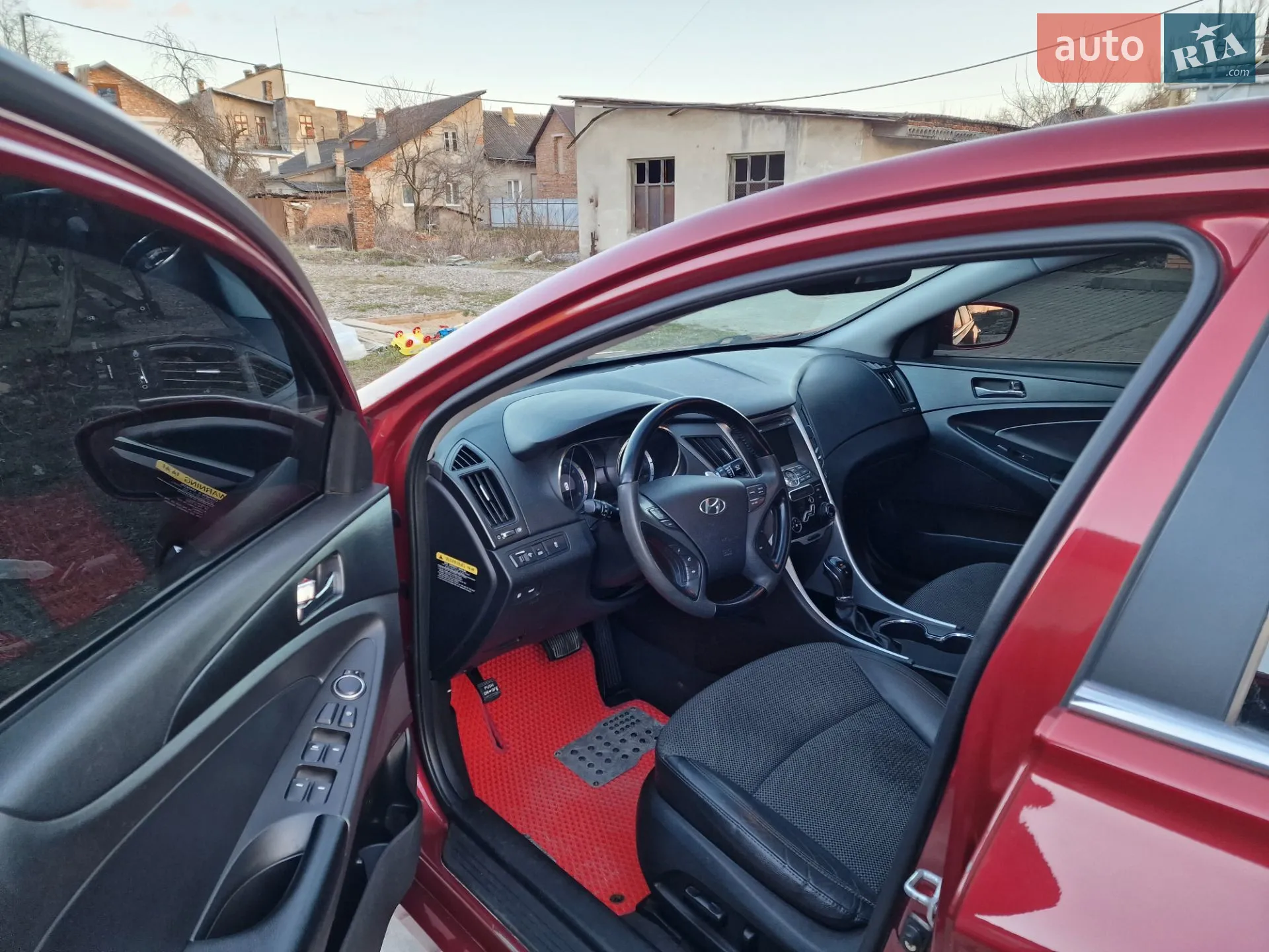 2011 Hyundai Sonata - мініатюра 22