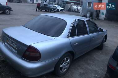 Седан Hyundai Sonata 1998 в Березане