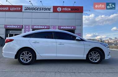 Седан Hyundai Sonata 2016 в Дніпрі