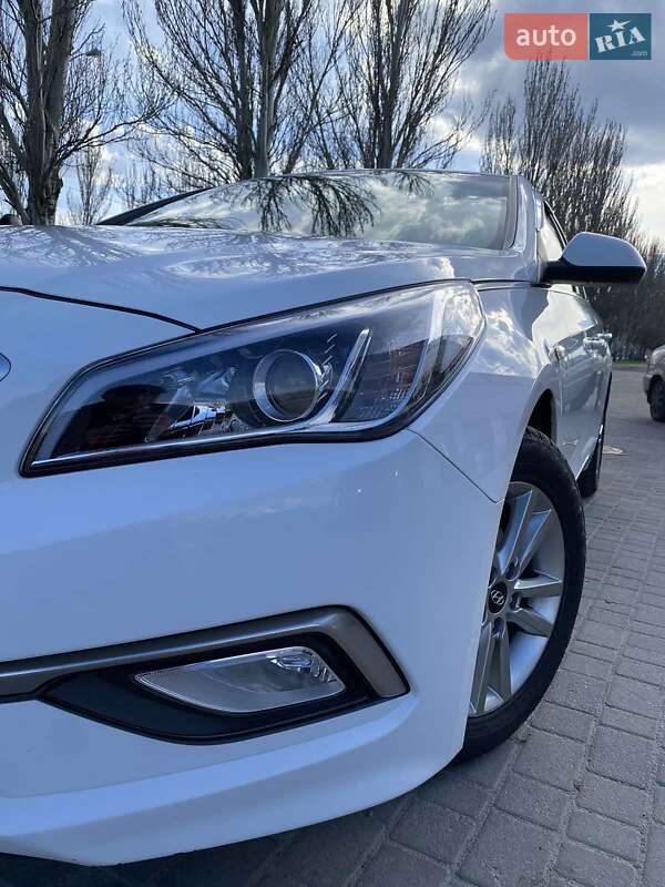 Седан Hyundai Sonata 2016 в Дніпрі
