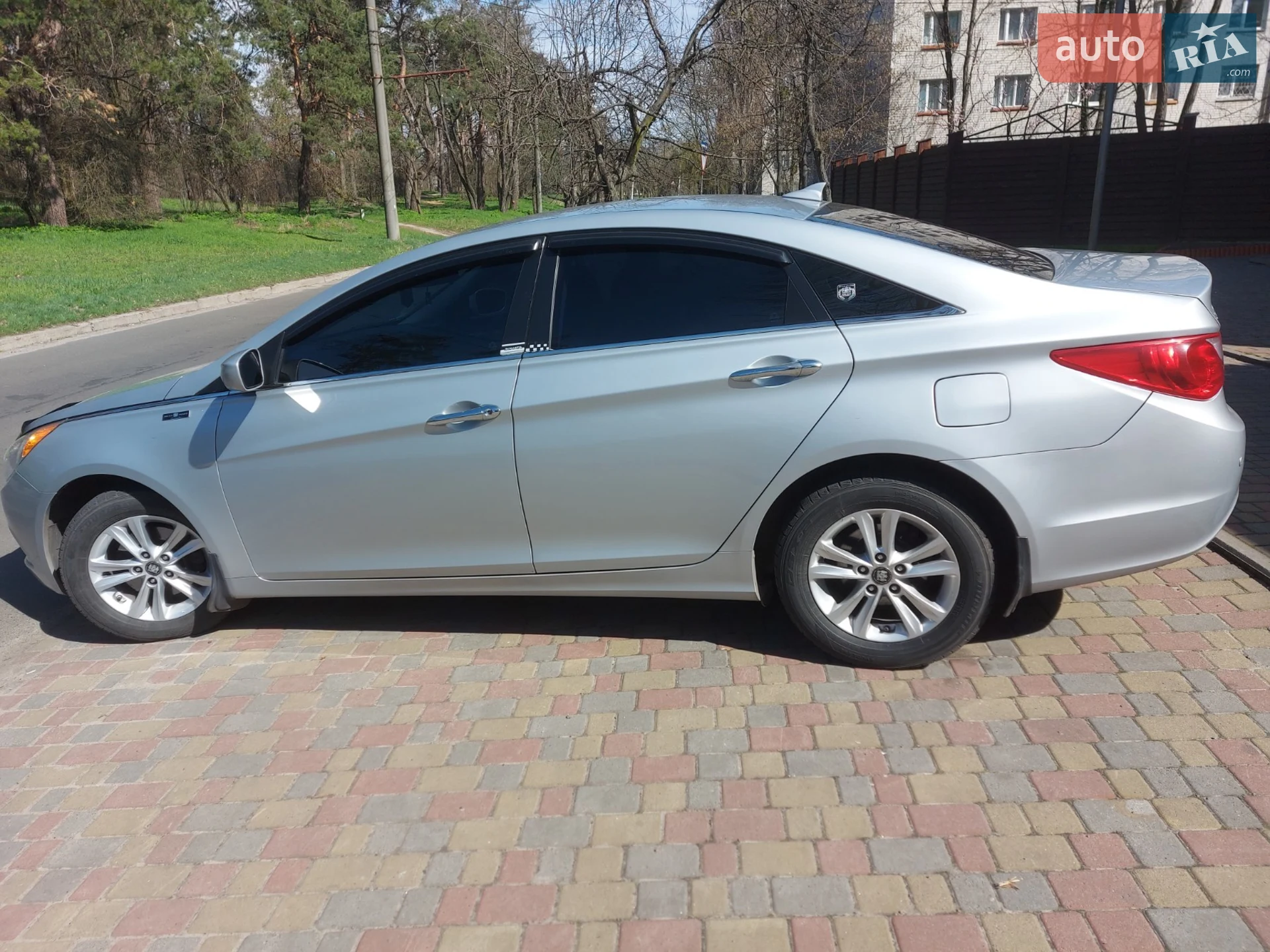 2012 Hyundai Sonata - мініатюра 18