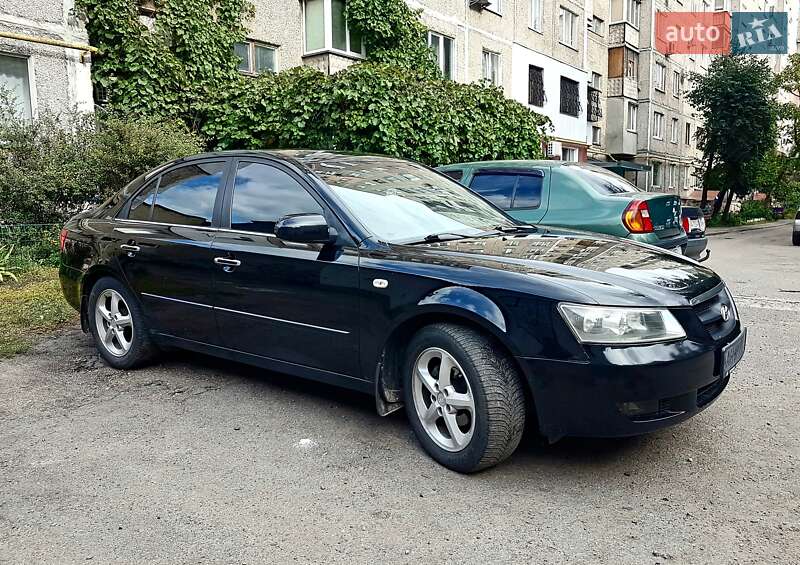 Седан Hyundai Sonata 2006 в Ужгороде